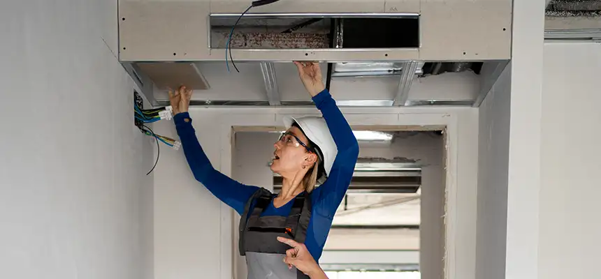 Thorough Vent Smoke Odor Elimination for Property Turnovers in Four Corners, FL